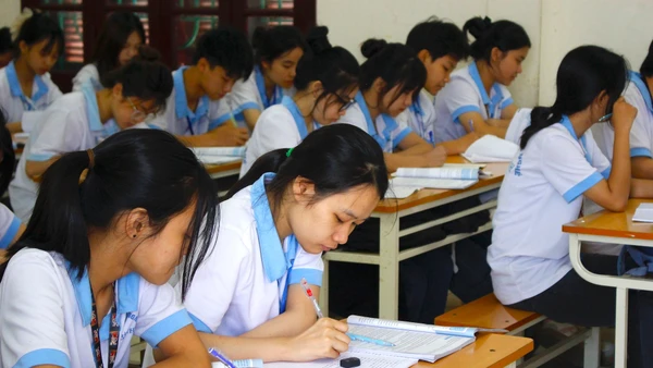 Học sinh hệ 9+ Trường Cao đẳng Nghề Thái Bình.
