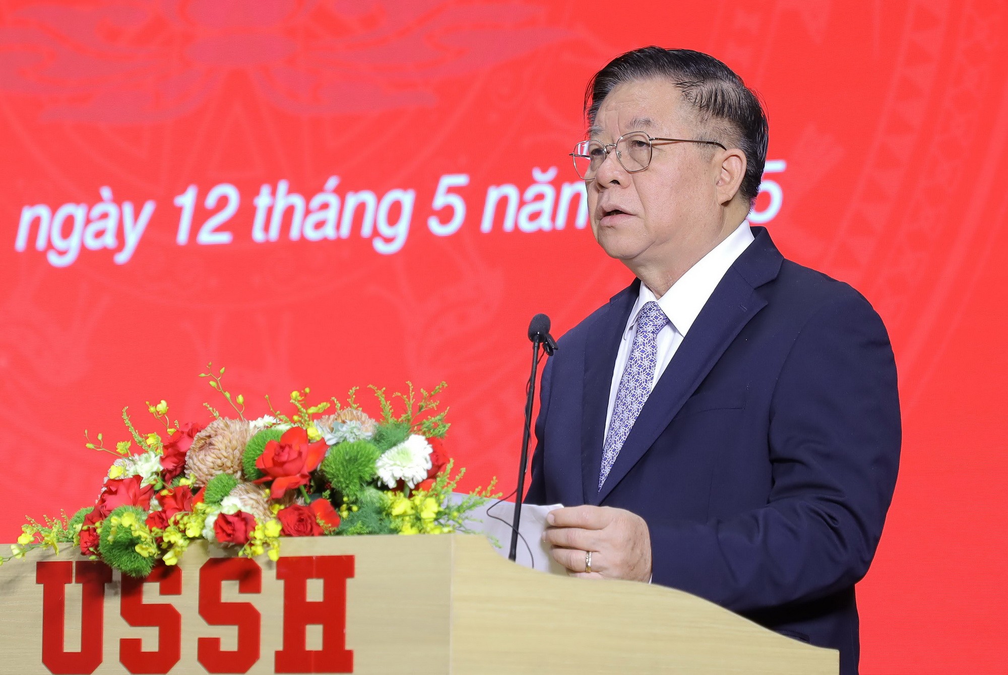Ông Nguyễn Trọng Nghĩa – Trưởng Ban Tuyên giáo và Dân vận Trung ương phát biểu tại Hội thảo. img-9694.jpg