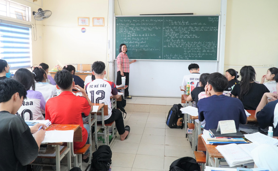 bo-xet-tuyen-khoi-c-a3-7457.jpg