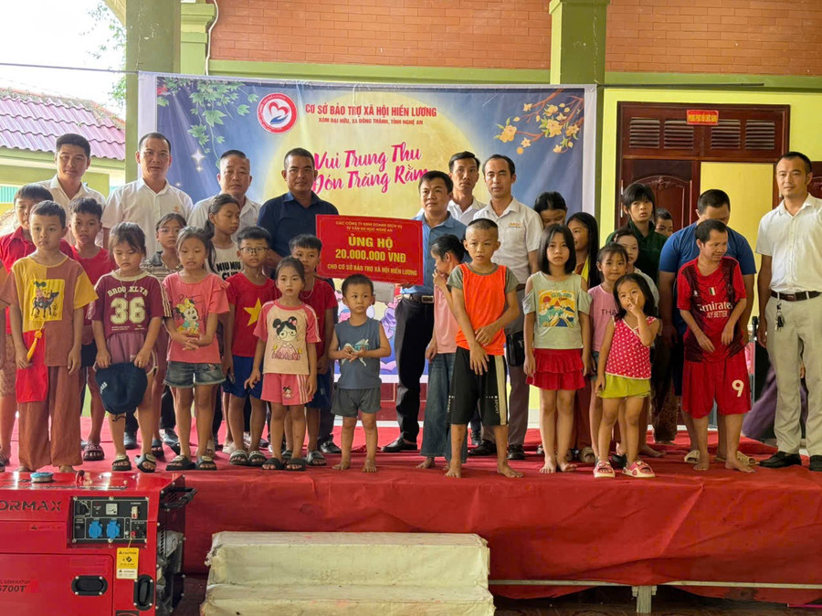 Trao quà tết trung thu cho các em nhỏ tại Trung tâm Bảo trợ xã hội Hiền Lương (Yên Thành, Nghệ An). trao-qua-trung-thu-5.jpg