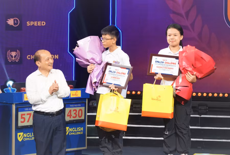 chung-ket-san-choi-tieng-anh-4.jpg