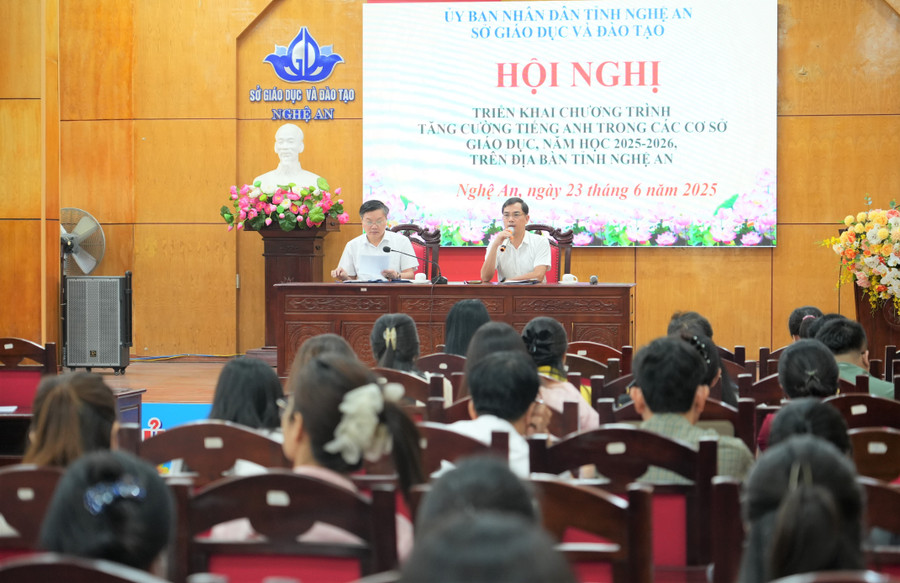 Sở GD&ĐT Nghệ An tổ chức Hội nghị triển khai Chương trình tăng cường Tiếng Anh trong các cơ sở giáo dục, năm học 2025 – 2026. Ảnh: Hồ Lài tieng-anh-tang-cuong-1.jpg