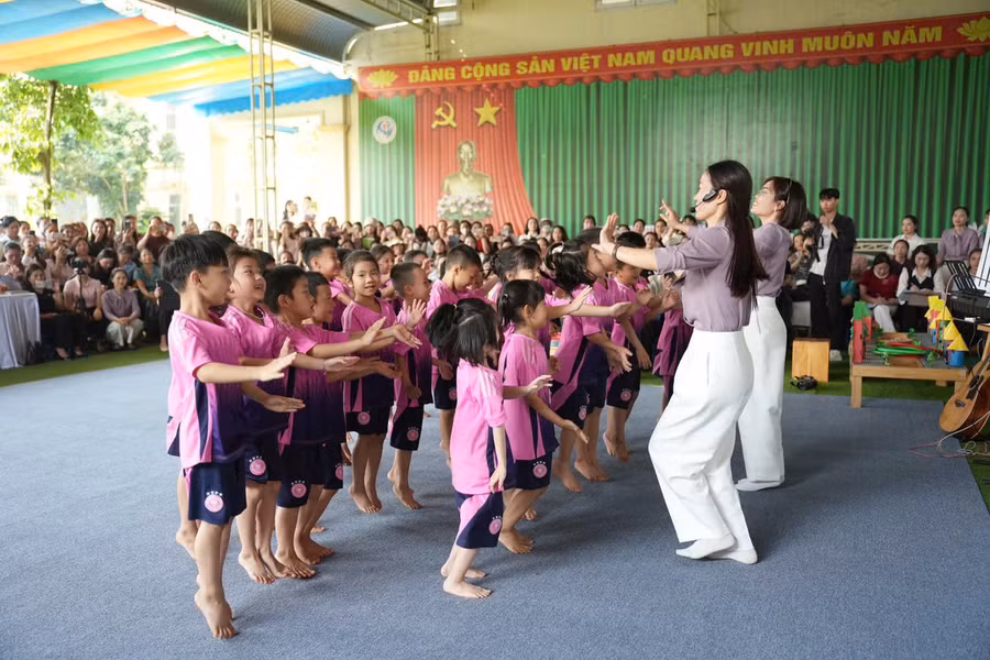 Sinh hoạt chuyên môn cấp học mầm non do Sở GD&ĐT Nghệ An triển khai. Ảnh: NTCC