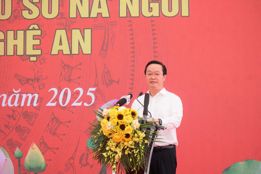 Ông Nguyễn Đức Trung, Bí thư Tỉnh ủy Nghệ An phát biểu đáp từ. Ảnh: Hồ Lài khoi-cong-truong-lien-cap-na-ngoi-7.jpg