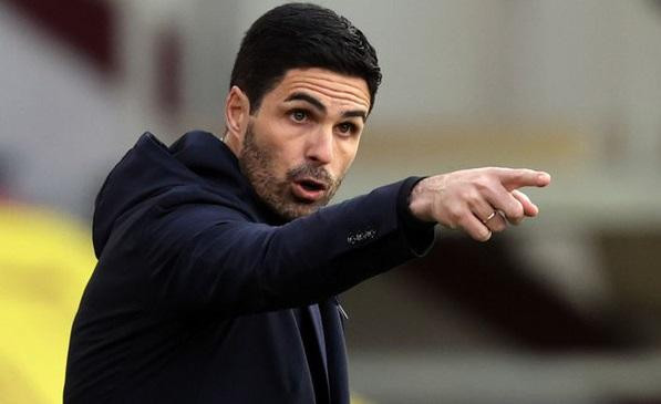 Barca nhắm HLV Mikel Arteta thay thế Xavi trong giai đoạn tới.