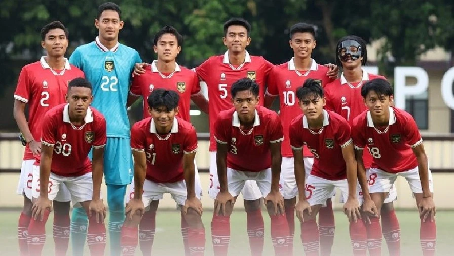 Indonesia nguy cơ nhận nhiều án phạt từ FIFA khi để chính trị can thiệp vào thể thao.