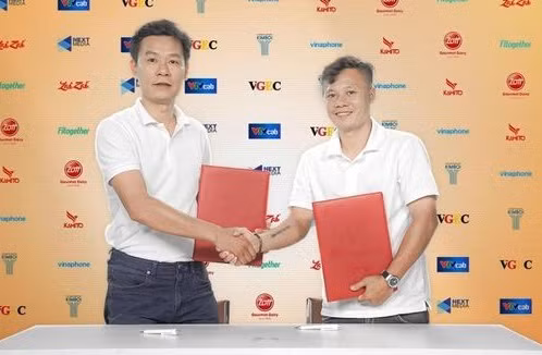 Thành Lương trở thành huấn luyện viên CLB Hòa Bình ở hạng Nhất quốc gia sau khi treo giày.