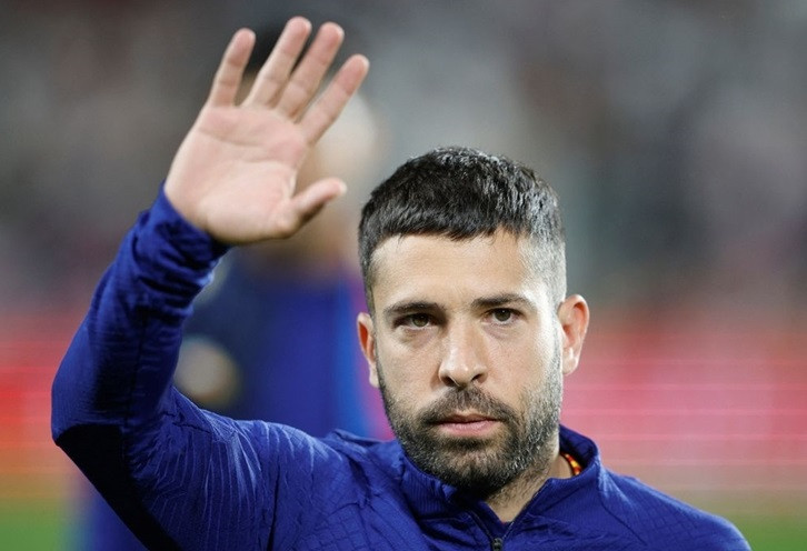 Jordi Alba gia nhập Inter Miami trở thành đồng đội của Messi.