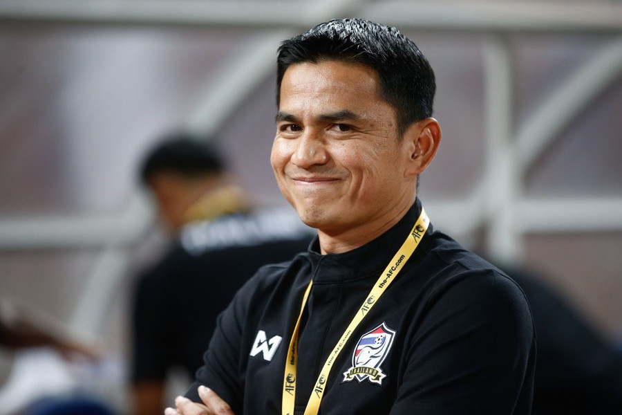 HLV Kiatisak tỏ ra khá thận trọng trước lần tái đấu với Yokohama FC.