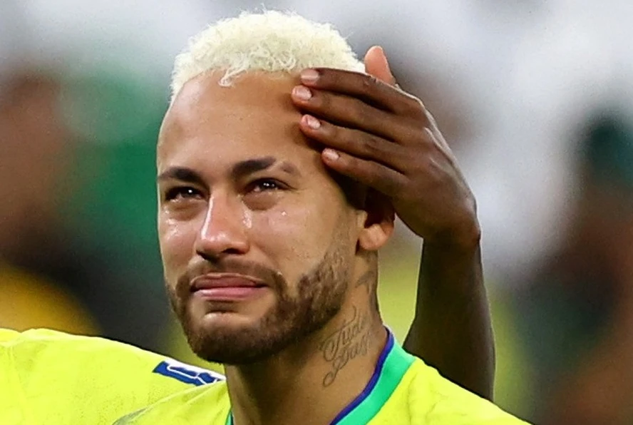 Neymar đối diện với án phạt tiền lên tới 16 triệu reais Brazil.