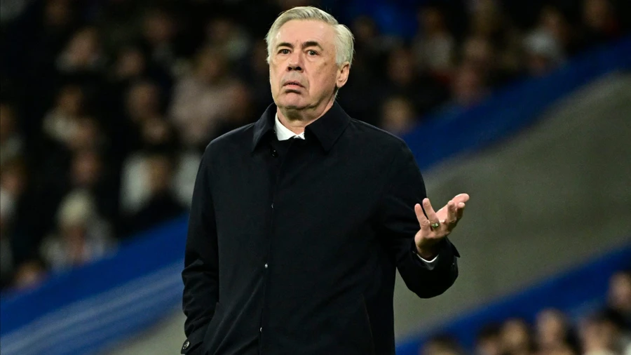 HLV Ancelotti khẳng định tiếp tục gắn bó với Real Madrid.