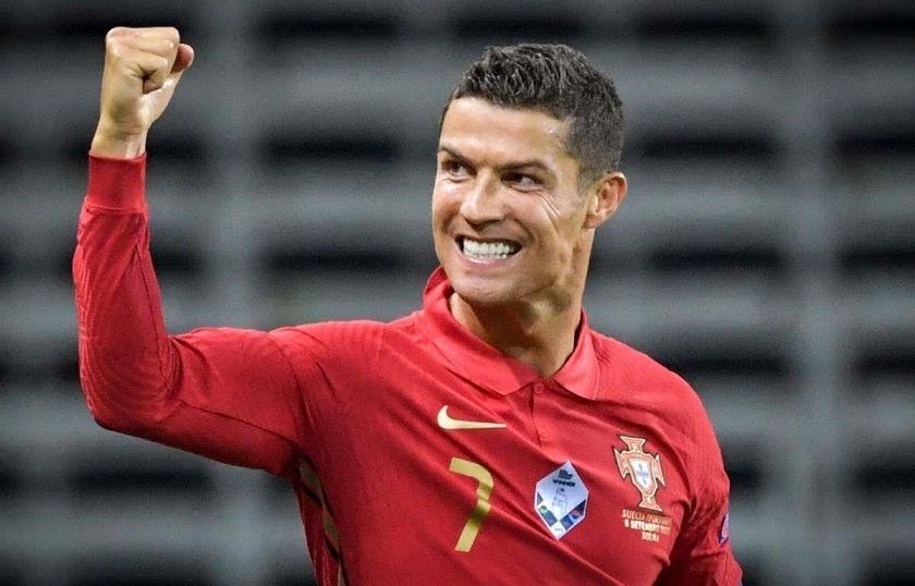 Ronaldo lập kỷ lục trong màu áo tuyển quốc gia