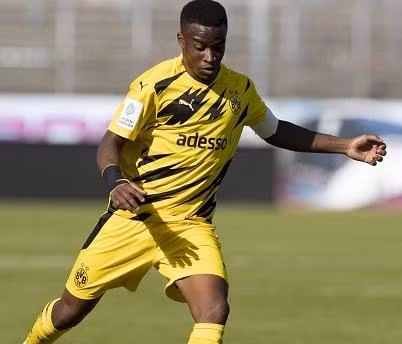 Youssoufa Moukoko lọt tầm ngắm của Real Madrid.