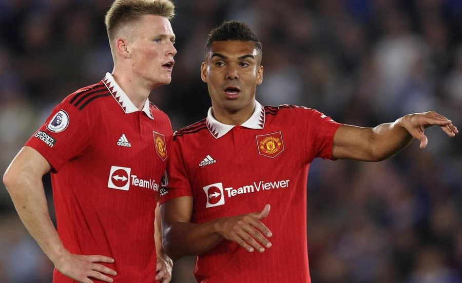 Scott McTominay ở trận gặp Newcastle vì án treo giò.