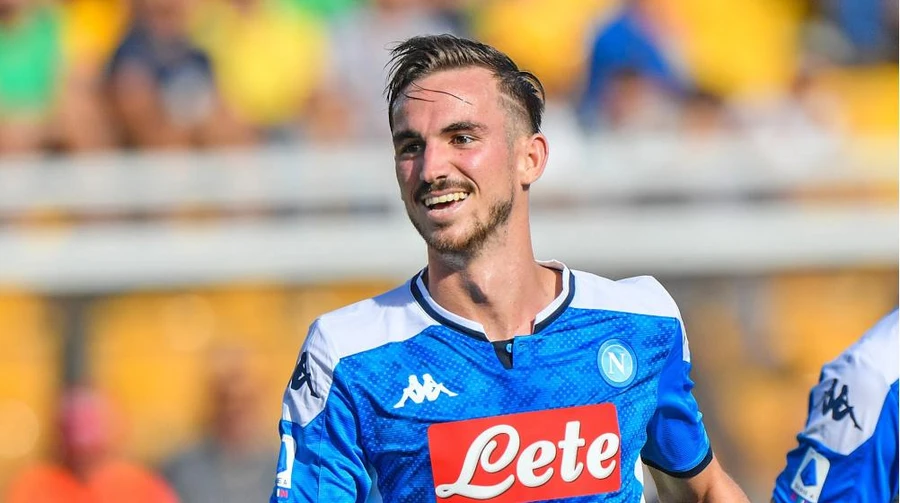 Fabian Ruiz lọt tầm ngắm của Man United.