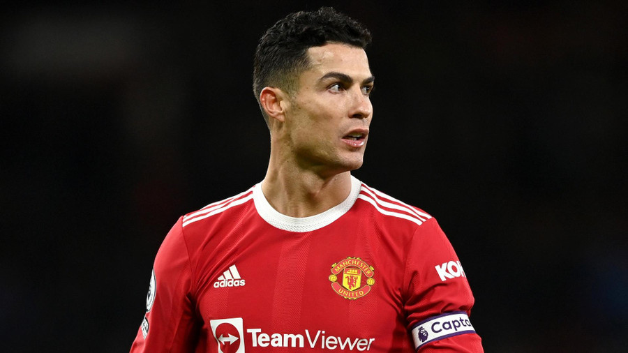 Ronaldo vẫn chưa thể rời Man United như mong muốn.