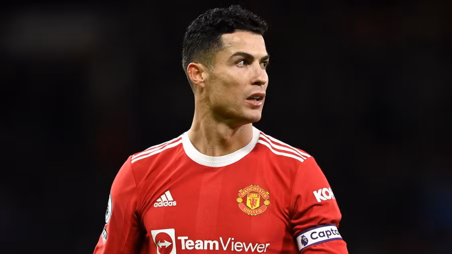 Ronaldo vẫn chưa thể rời Man United như mong muốn.