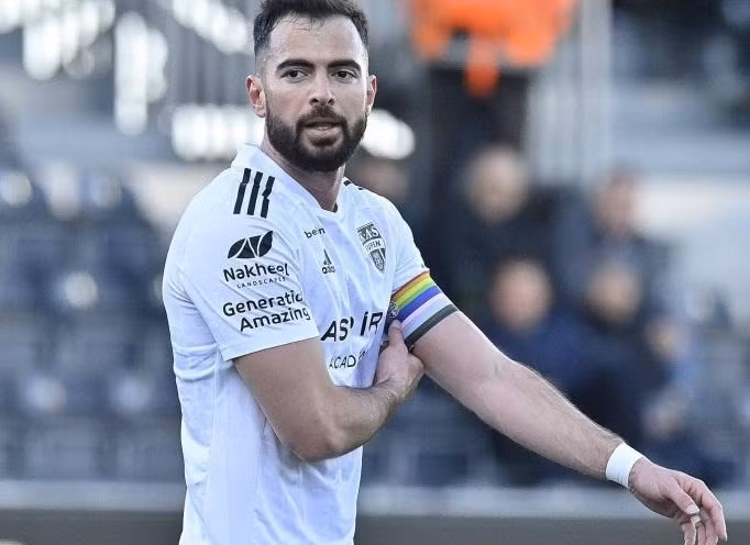 Jordi Amat nhập quốc tịch Indonesia, có cơ hội thi đấu ở AFF Cup.