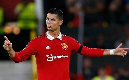 Ronaldo nhiều khả năng sẽ tiếp tục gắn bó cùng MU.