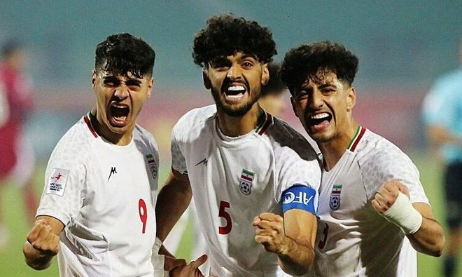 Đội trưởng U20 Iran ngợi khen U20 Việt Nam sau trận so tài.