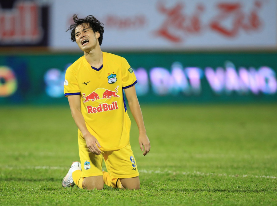 Văn Toàn vẫn chưa có được bàn thắng nào ở V.League 2022