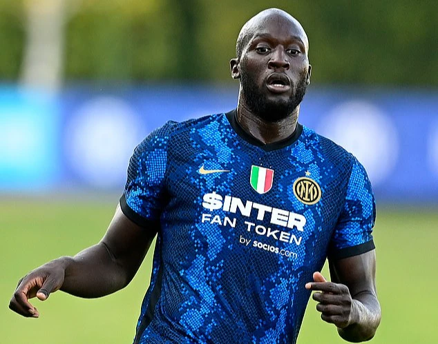 Lukaku khiến Juventus bị đóng cửa một phần khán đài sân Allianz ở Cúp Quốc gia.