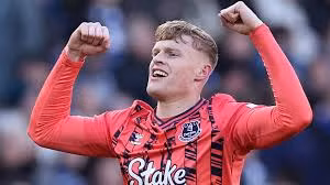 Branthwaite đang nằm trong kế hoạch mua sắm của MU.