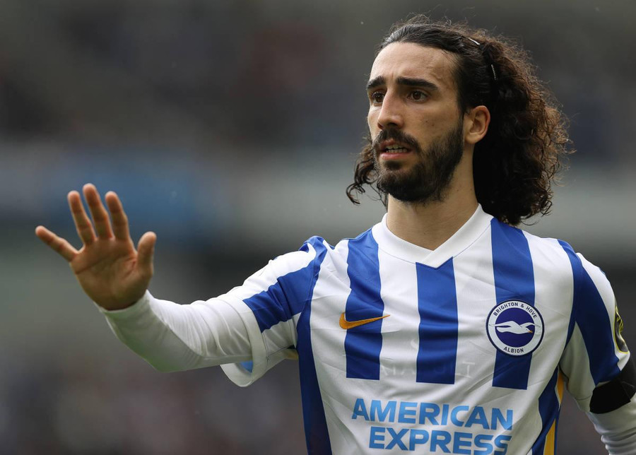 Marc Cucurella sắp trở thành tân binh của Chelsea.