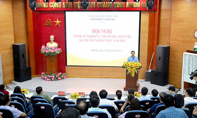 Quang cảnh hội nghị.