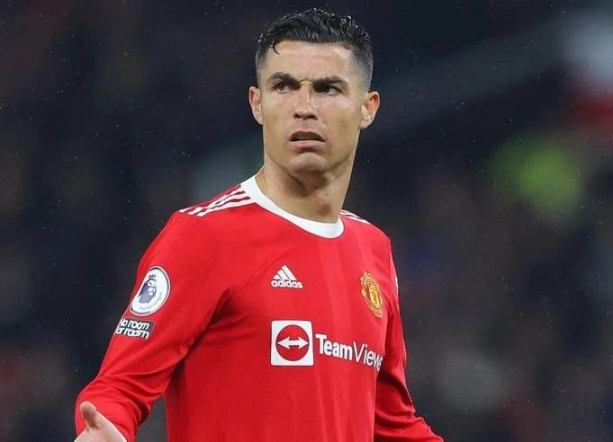 Ronaldo sắp bị MU đơn phương chấm dứt hợp đồng.