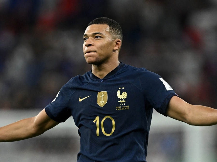 Real Madrid vẫn chờ đợi Mbappe quyết định trong thời gian tới.