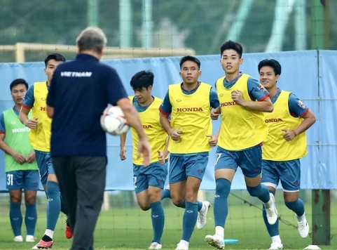 U23 Việt Nam so tài với U23 Guam lúc 19h hôm nay.