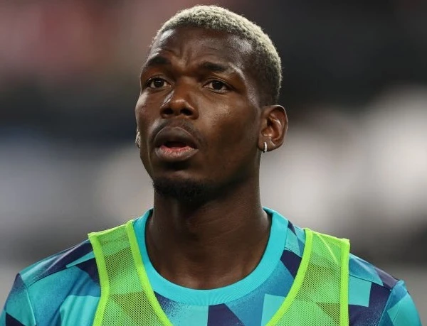 Juventus phũ phàng với Pogba