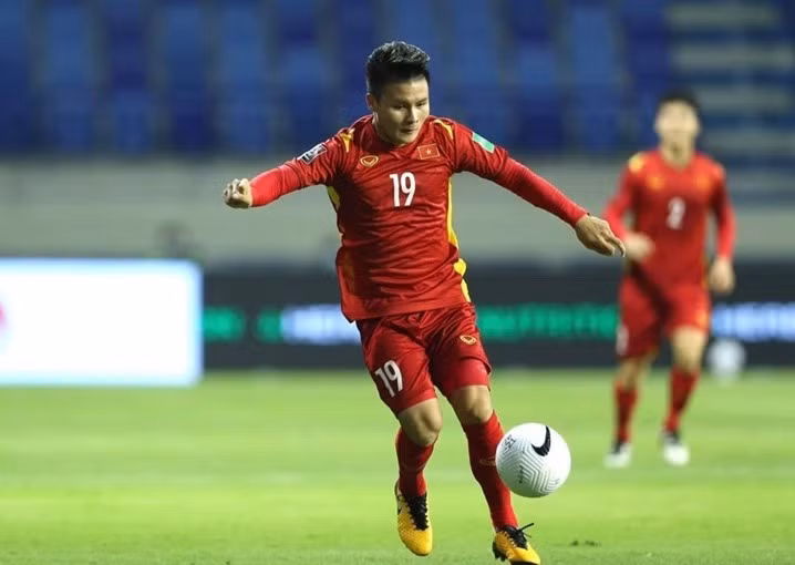 Quang Hải sẽ nhận số tiền lớn nếu sang châu Âu chơi bóng.