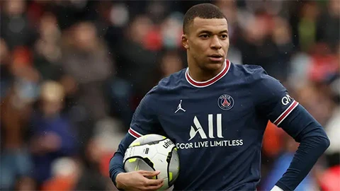 Tiền đạo Kylian Mbappe nhiều khả năng tiếp tục gắn bó với PSG.