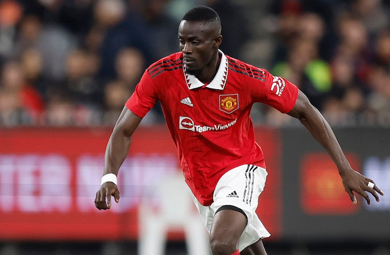 Eric Bailly lọt tầm ngắm của hai đại gia Saudi Arabia.