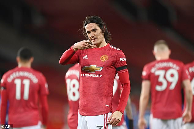 Edinson Cavani chưa có ý định rời Man United.