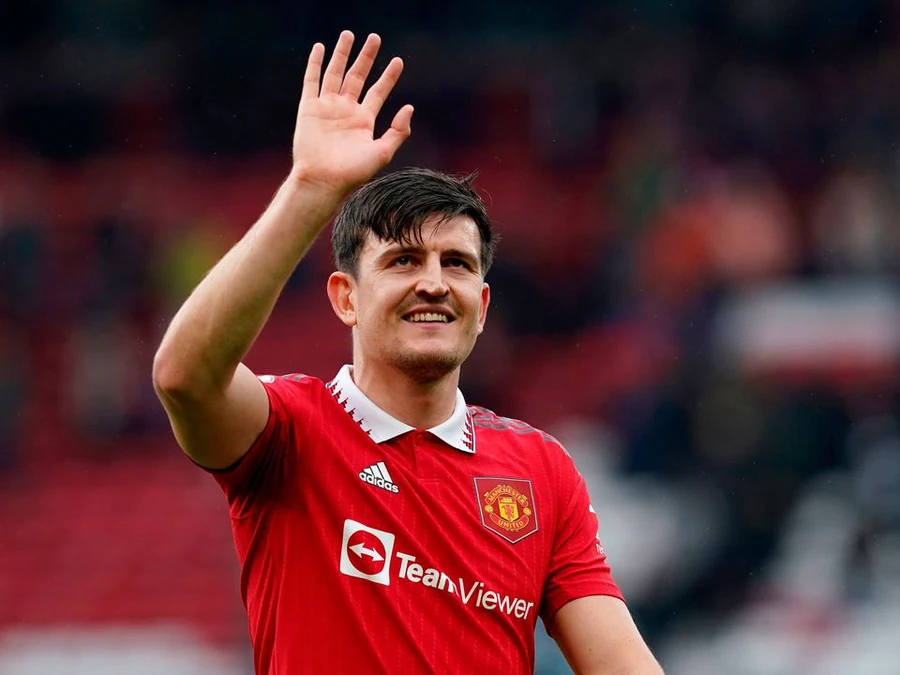 Harry Maguire được 6 đội bóng Anh theo đuổi.