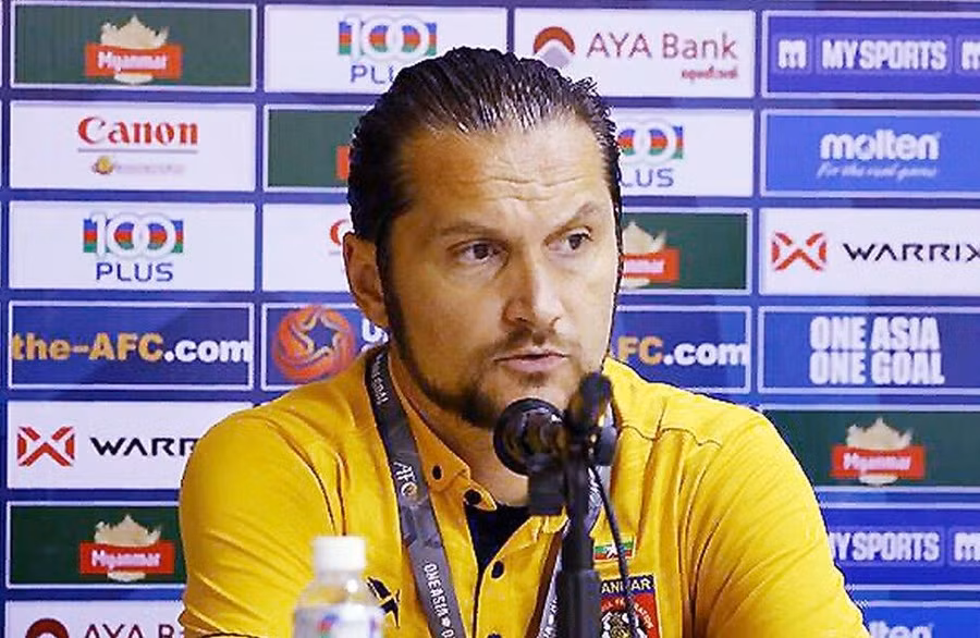 HLV Thanh Hóa thận trọng trước trận gặp Công an Hà Nội ở vòng 11.