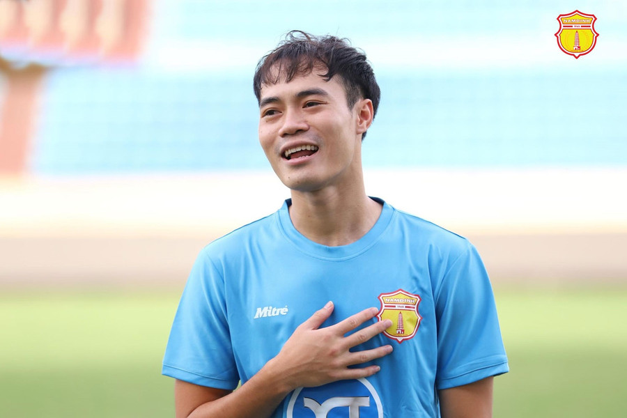 Văn Toàn quyết tâm cùng Nam Định FC vô địch V-League.