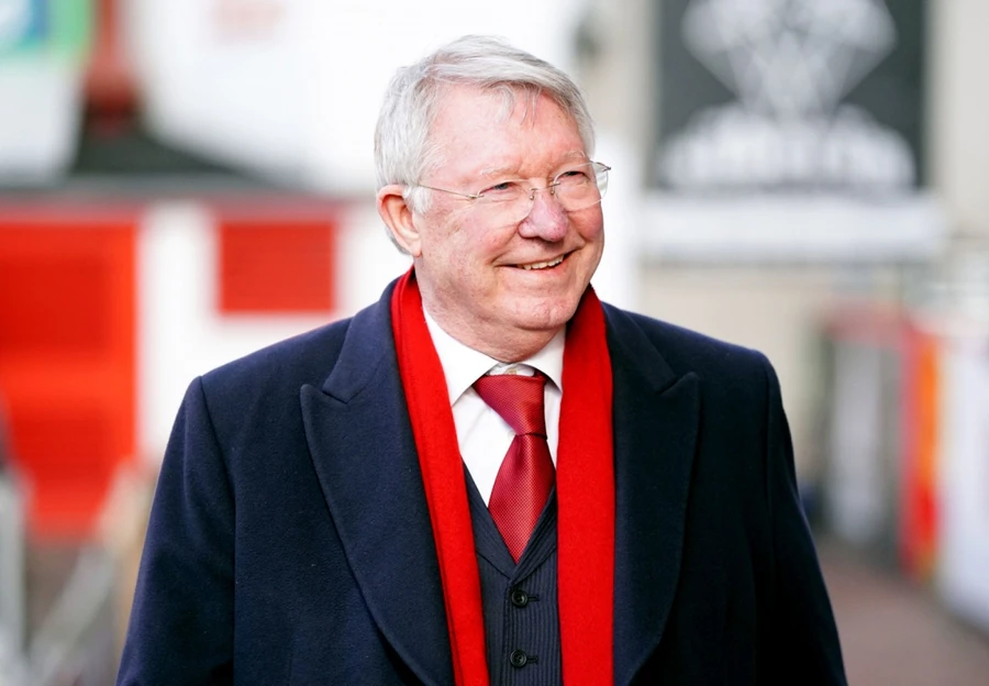 Sir Alex Ferguson không quan tâm tới cuộc đua vô địch Ngoại hạng Anh.