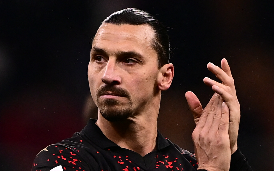 Zlatan Ibrahimovic bất ngờ được triệu tập lên tuyển Thụy Điển.