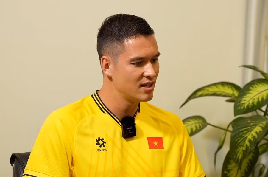 Filip Nguyễn đánh giá cao phong cách làm việc của HLV Troussier.