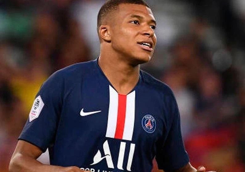 Man United lên kế hoạch chiêu mộ Mbappe