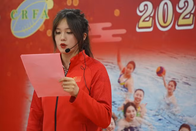 Xiong Dunhan được gọi là "nữ thần" bởi nhan sắc nổi trội.