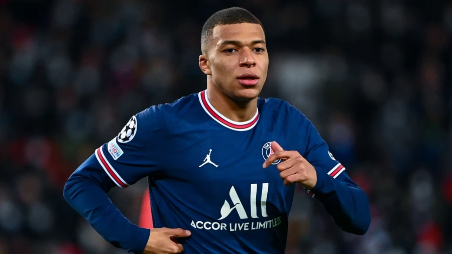  Kylian Mbappe được đồn đoán sắp gia nhập Real Madrid.