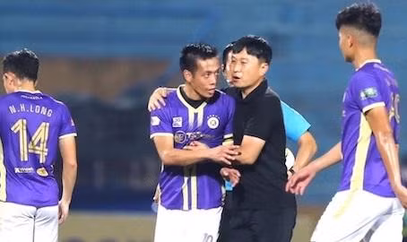 Văn Quyết kịp trở lại ở trận làm khách của Hải Phòng.