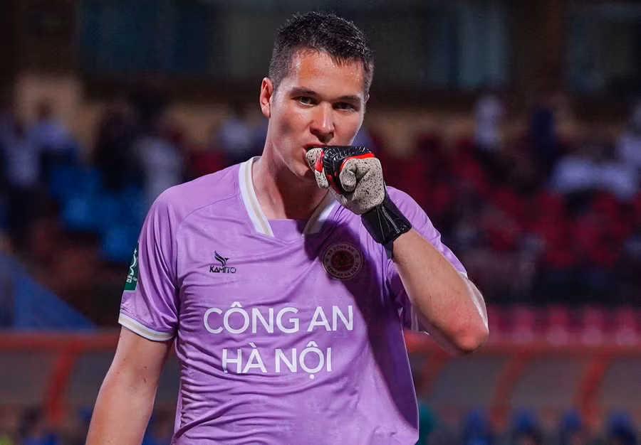 Filip Nguyễn gặp khó trong việc xin quốc tịch Việt Nam.