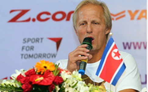 HLV Jorn Andersen bất ngờ chia tay tuyển Hồng Kông.