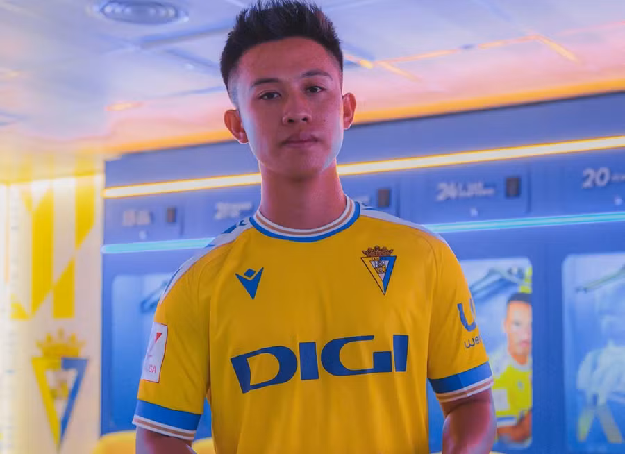 Vĩnh Nguyên ghi 4 bàn ở Tây Ban Nha.